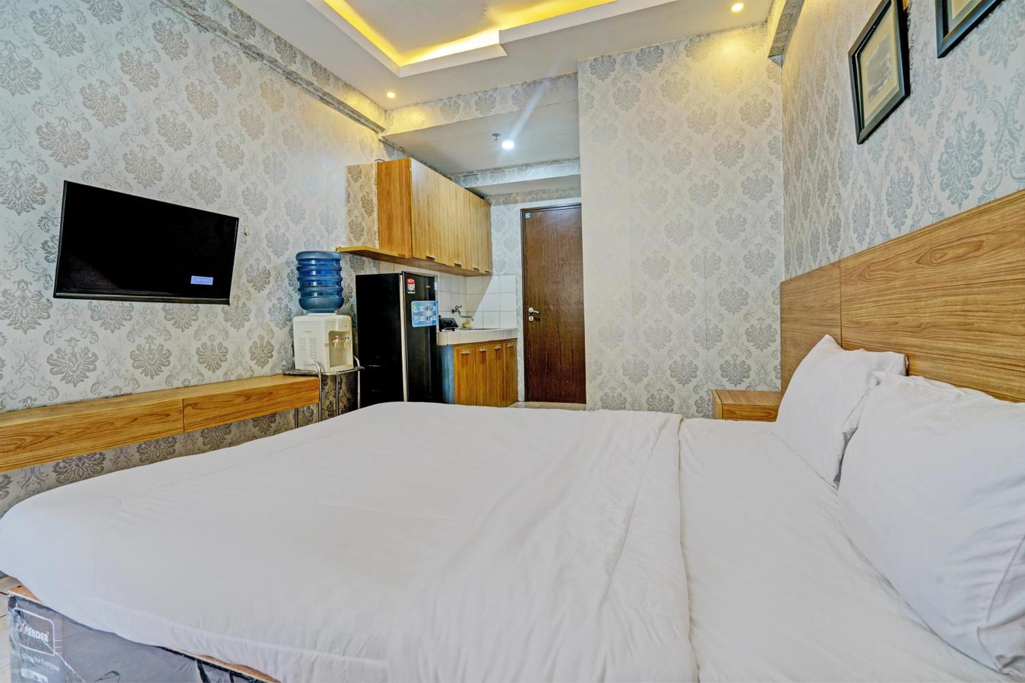 Oyo Life 93103 Apartement Gateway Cicadas By Fikri Room Bandung Exterior foto
